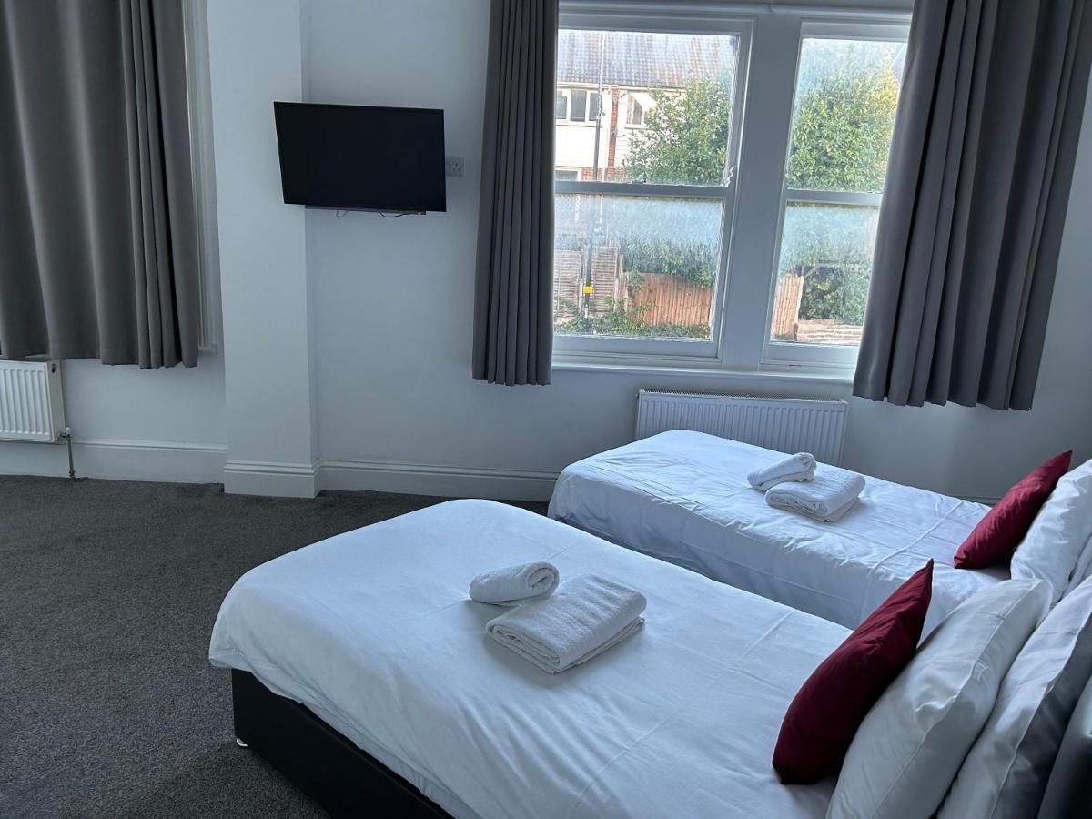 River Side Rooms Southampton Exterior photo
